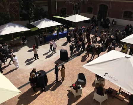 Afer Catering – catering en C. Cenicientos, 11 (foto 1 de 11)