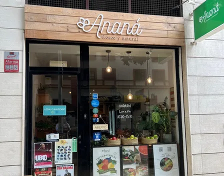 Ananá fresco y natural – catering en Santa Cruz de Tenerife