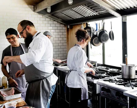 Bernama Comidas Populares – catering en C. F, S/N (foto 8 de 9)