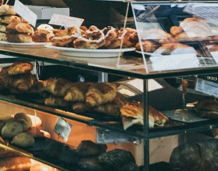 Cafetería Heladería Panadería La Hogazza – catering en Burlada