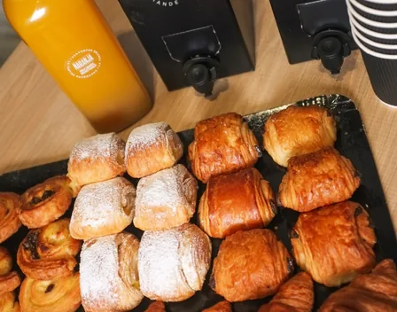 Cafetería La Tartine Gourmande – catering en N-II, 315, Local 26 (foto 4 de 12)