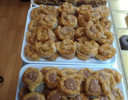 Cafetería pastelería kamal – catering en Tarragona
