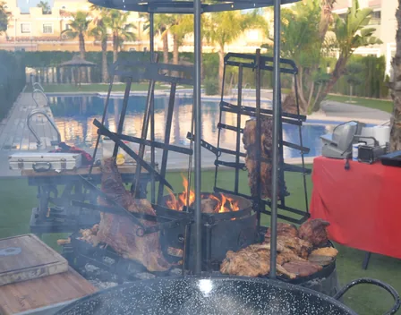 Carne y Fogón Eventos – catering en Torrevieja (foto 3 de 12)