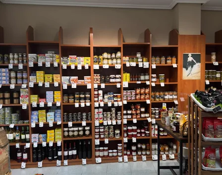 Casa Alicia | Vinos, quesos, y embutidos de alta calidad. – catering en Burgos (foto 5 de 5)