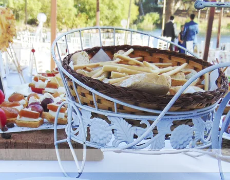 CATERING AINOS – catering en Mesas de Guadalora (foto 1 de 3)