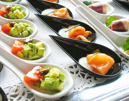 Catering Diloa – catering en Calle Embalse de Camarilla, 15 (foto 7 de 11)