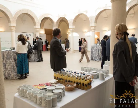 Catering El Palacio S L – catering en La Carlota (foto 3 de 11)