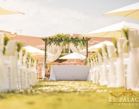 Catering El Palacio S L – catering en La Carlota (foto 7 de 11)