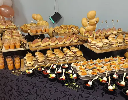 Catering En Llamas – catering en Vinyols i els Arcs (foto 1 de 1)