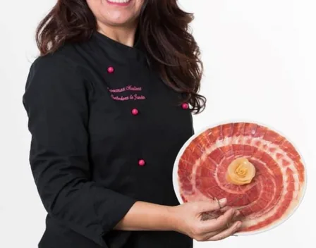 Club-Jamón | Esperanza Mtz | Maestros Cortadores de Jamón - Eventos - Formación - Catering – catering en Santomera (foto 8 de 10)