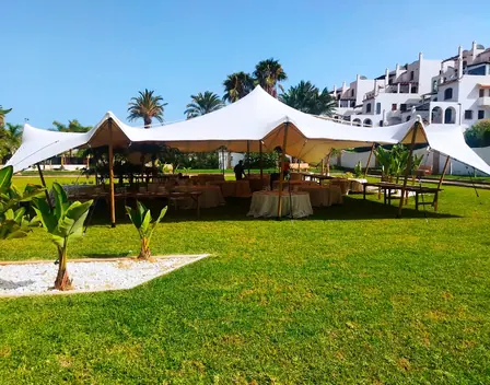 ELASTIC TENTS – catering en Viator (foto 1 de 12)