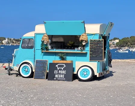 Es Porc Negre 'Food Truck' – catering en Norte (foto 3 de 11)