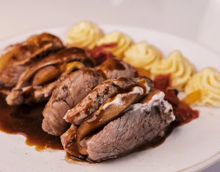 ESENCIAS RESTAURANTE CATERING – catering en local 2 (foto 4 de 12)