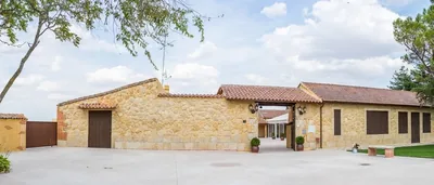 Finca Montecarmelos (Bodas y eventos) – catering en Castellanos de Villiquera