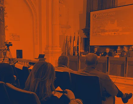 Jaén Congresos OPC – catering en C. Álamos, 17 (foto 5 de 9)