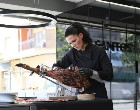 Jamón Pro Cortadores de jamón Barcelona – catering en Barcelona (foto 9 de 10)