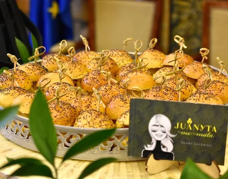 JUANYTA Me Mata (Smart Catering) – catering en Chamartín (foto 2 de 3)