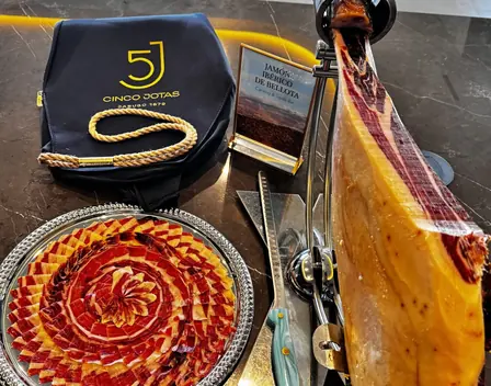 JV Cortador de jamón – catering en Lleida