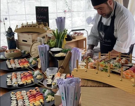 La Fábrica de Sushi – catering en Calle La Almendra, 1 Local 9. El (foto 3 de 5)
