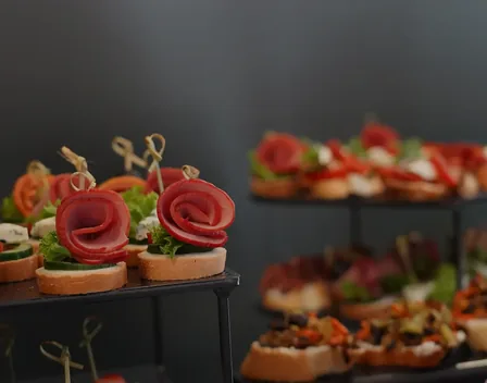 Levante Eventos – catering en C. Alemania, 97, nave2 (foto 2 de 7)