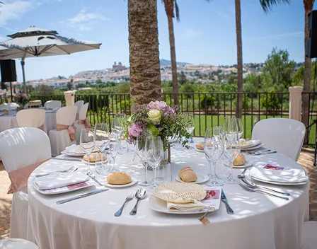 MENDOZA CATERING SL – catering en Pol. Ind. l'Alberca, 21 (foto 7 de 9)