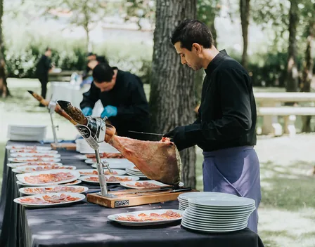 Restaurante A Carballeira de Santa Cruz – catering en Santa Cruz de Arrabaldo (foto 2 de 11)
