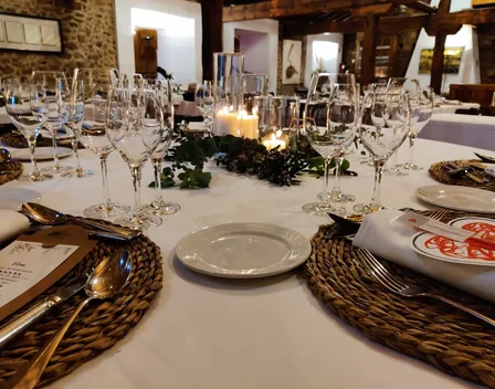Restaurante Asador La Portada de Mediodía – catering en Torrecaballeros (foto 3 de 5)