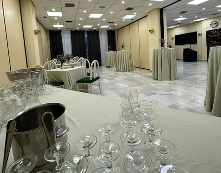Salcedo Catering – catering en C. Pergamino, 5 (foto 4 de 12)