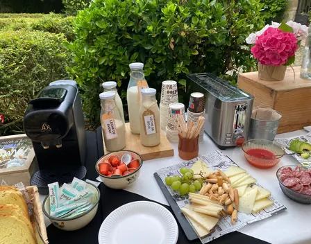 SKS Catering – catering en Barrio el Rivero, 73 (foto 1 de 8)