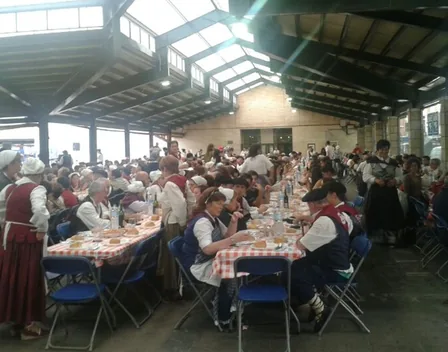 Trikitxotx Sidrería móvil catering sagardotegi mugikorra comidas populares bazkari herrikoiak – catering en Burgos (foto 10 de 12)